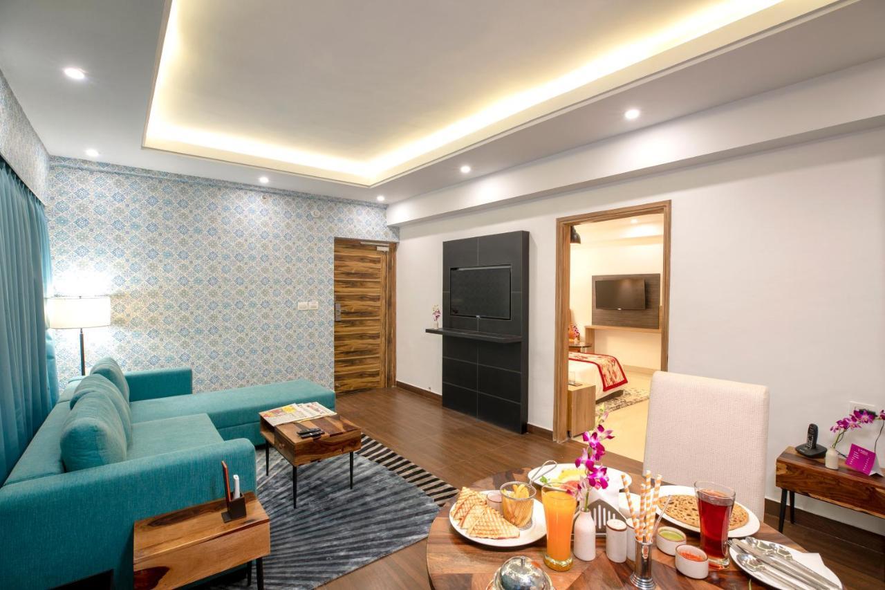 Regenta Central Noida, Sector 49 Exterior foto
